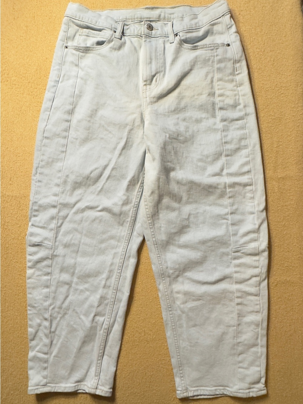 Old Navy Light Denim Barrel Leg High-Rise Women's Jeans